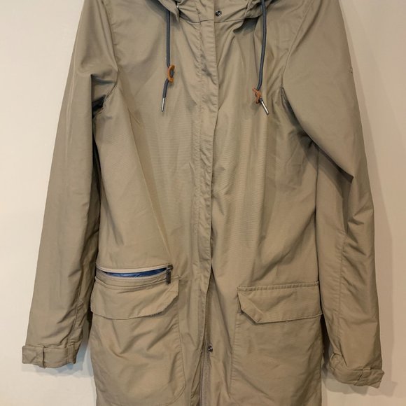 Columbia Omni-Shield Tan raincoat - Picture 2 of 8